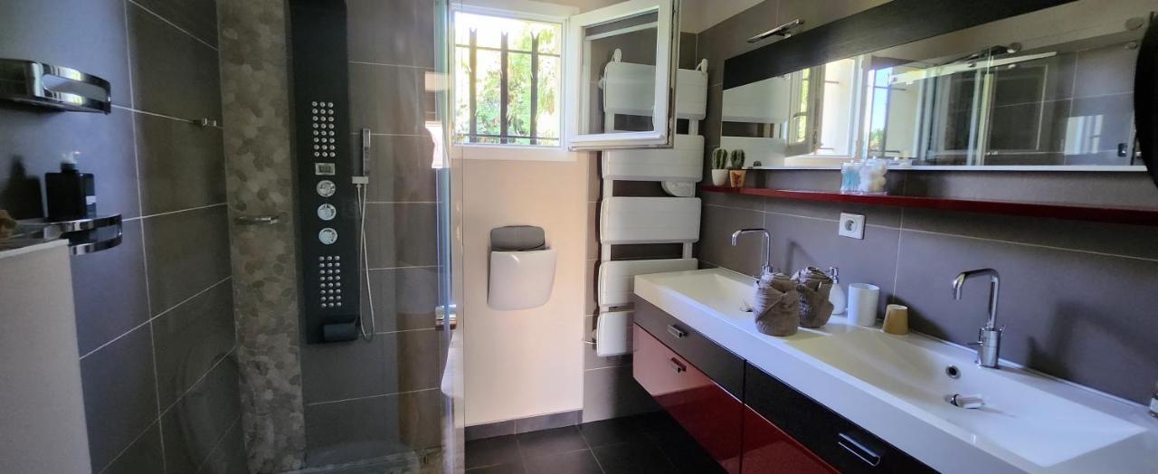 Chambre D'Hotes Casa Lucia Furiani Eksteriør billede
